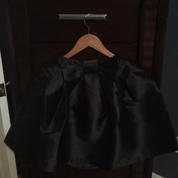 NEW!!!! Black Bow Skirt - Picture 2 of 3